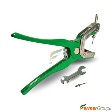 Pinza Chapeteadora Para Perforar Oreja Animal